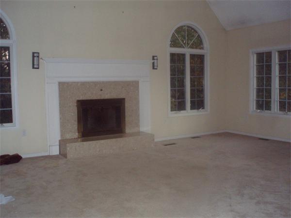 170 Burbank Road Sutton, MA 01590 - Photo 4 of 7