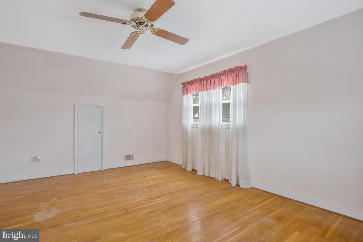 4705 Mangum Road College Park, MD 20740 - Photo 22 of 38 Bedroom