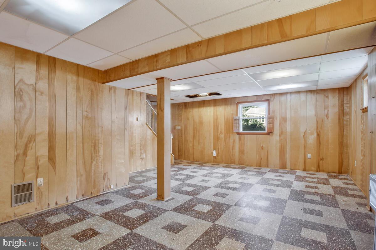 4705 Mangum Road College Park, MD 20740 - Photo 28 of 38 Recreation Room