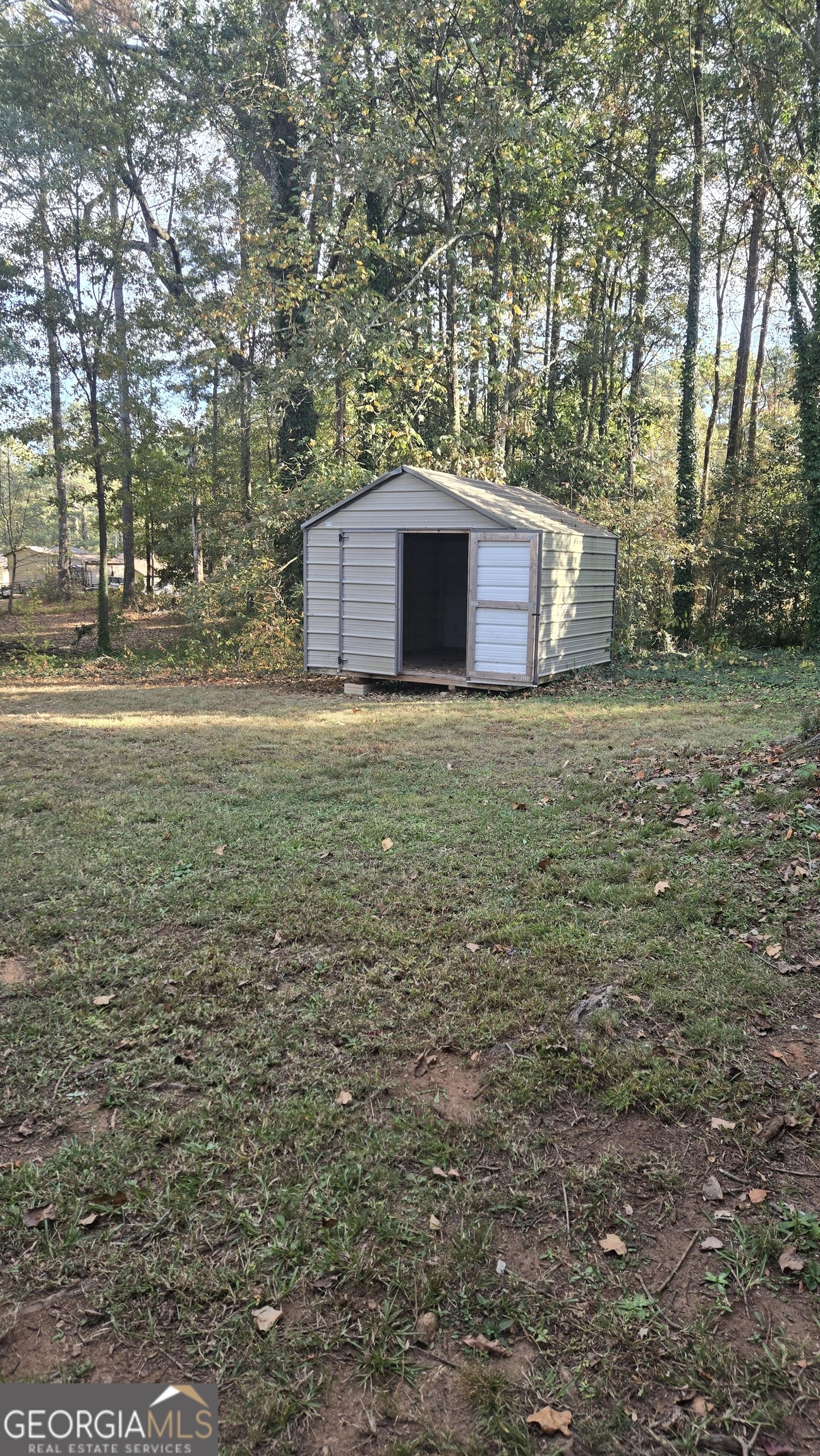 2416 Newgate Drive Decatur, GA 30035 - Photo 3 of 16