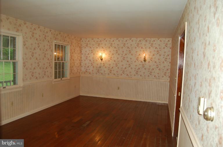 9508 Stoney Hill Road Frederick, MD 21702 - Photo 1 of 24 Living Room