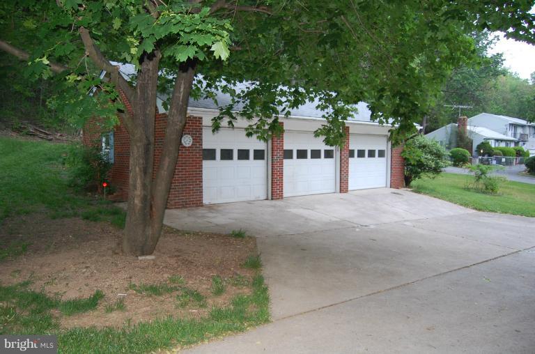 9508 Stoney Hill Road Frederick, MD 21702 - Photo 8 of 24 Exterior (General)