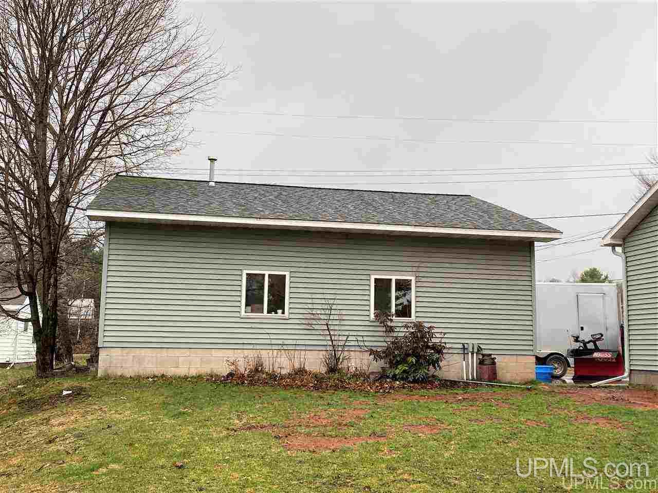 100 South Marigold Street Ishpeming, MI 49849 - Photo 3 of 42