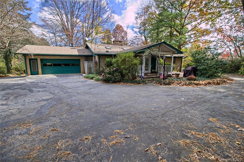 296 Balsam Road, Unit 2 Hendersonville, NC 28792 - Photo 20 of 24 Gallery Image 20