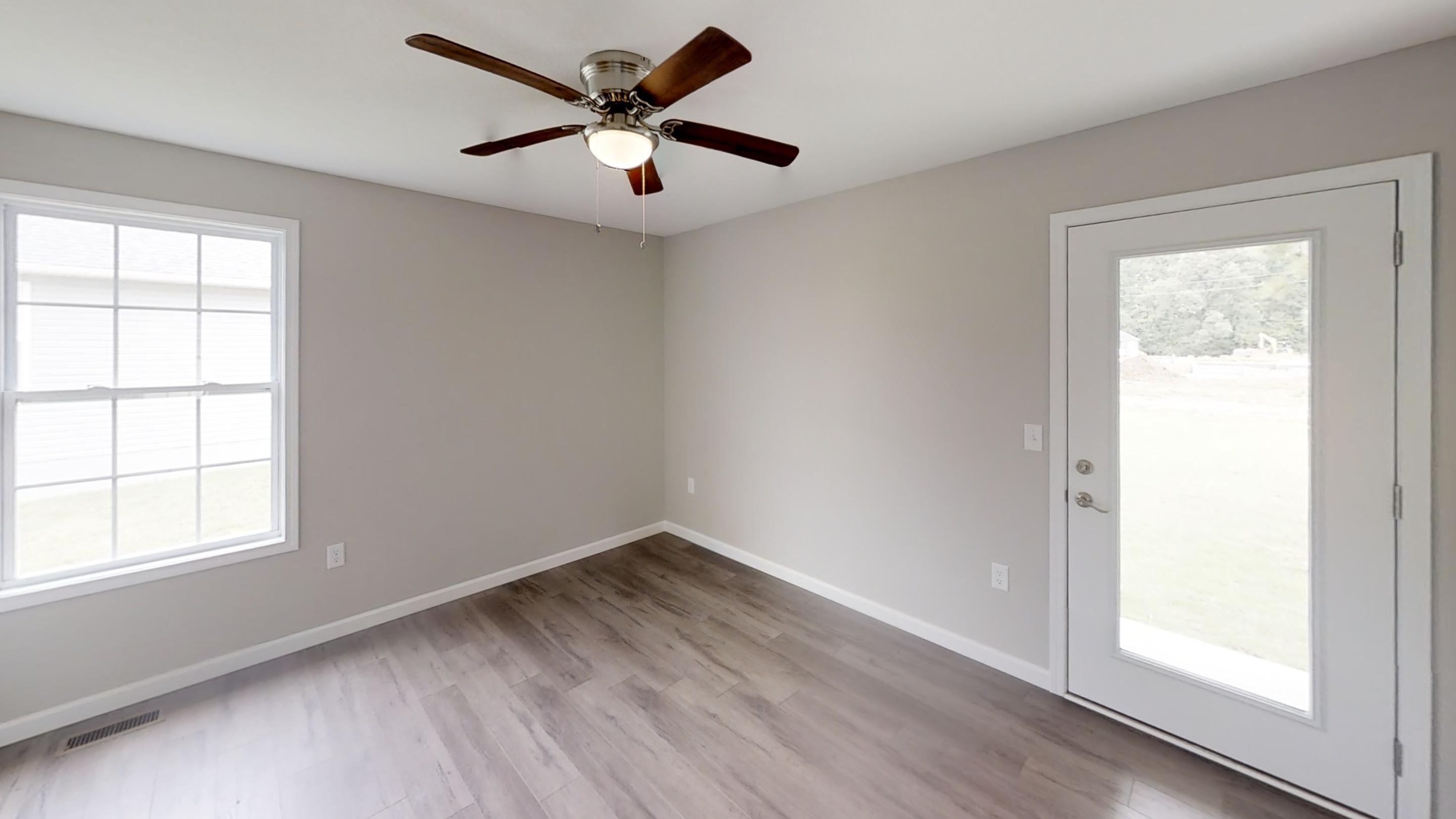 278 County Garage Road Crossville, TN 38555 - Photo 4 of 5 Master Bedroom