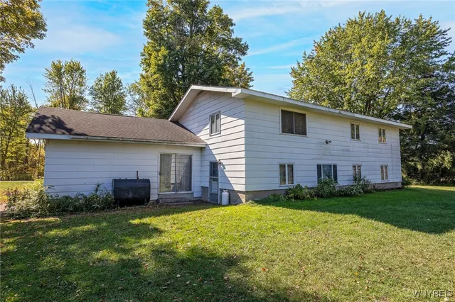 $324,900 | 383 Scribner Road, Pembroke, NY 14036