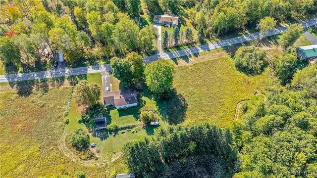 $324,900 | 383 Scribner Road, Pembroke, NY 14036