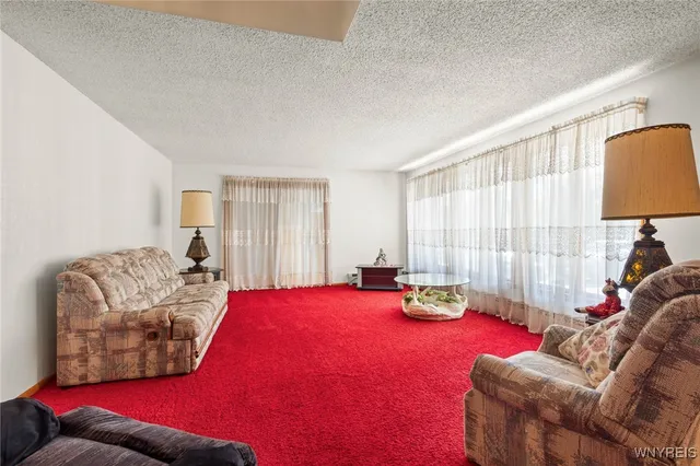 $324,900 | 383 Scribner Road, Pembroke, NY 14036