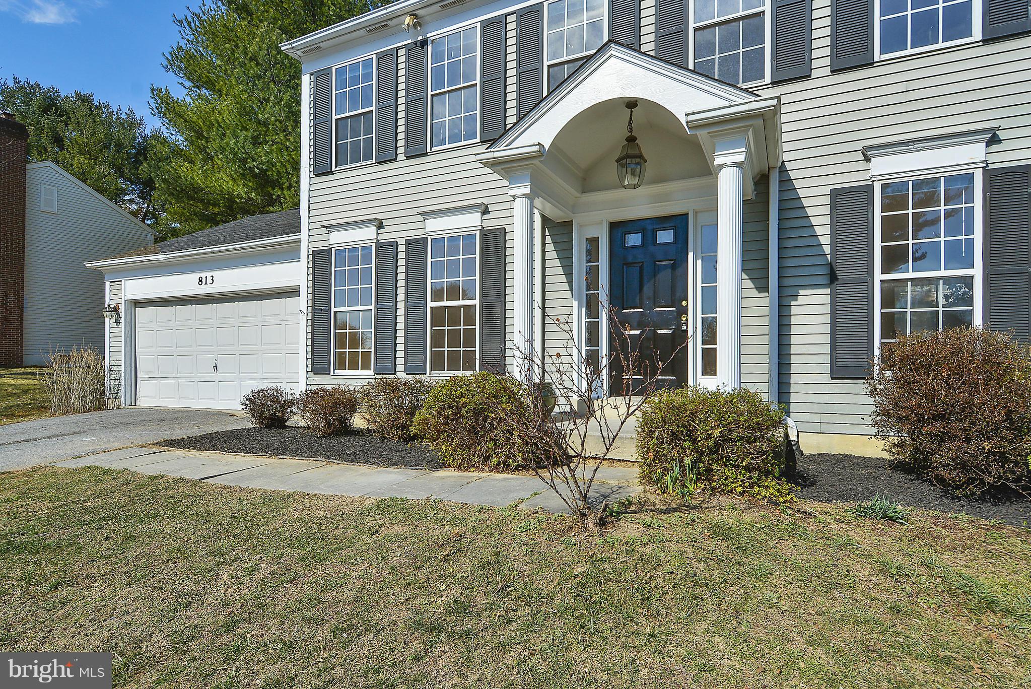 813 Pointer Ridge Drive Gaithersburg, MD 20878 - Photo 27 of 29 Exterior (Front)