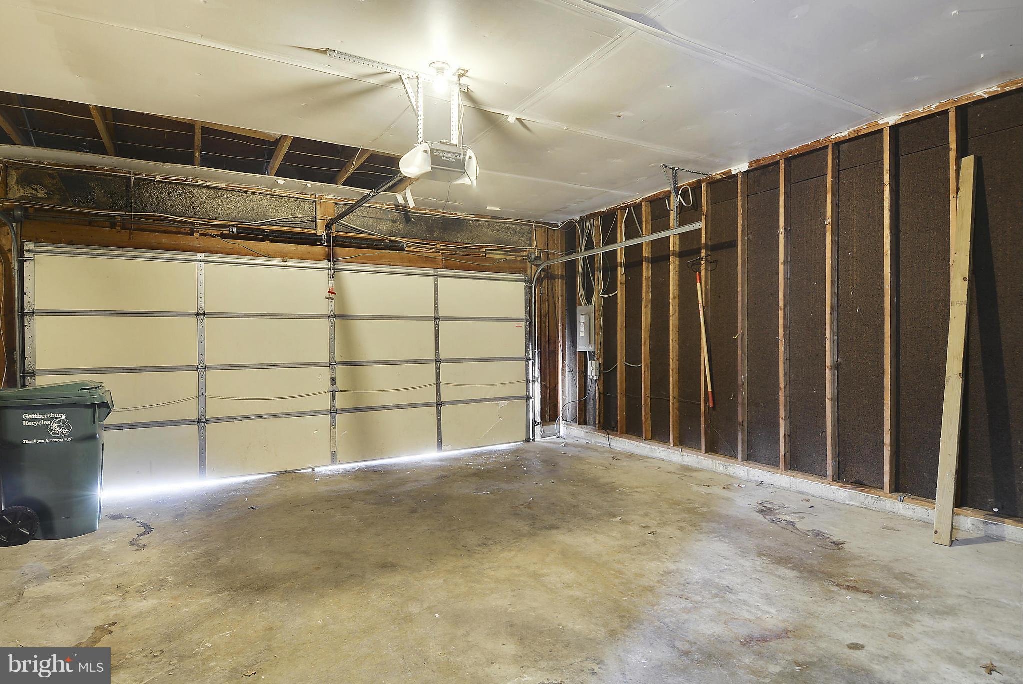 813 Pointer Ridge Drive Gaithersburg, MD 20878 - Photo 28 of 29 Interior (General)