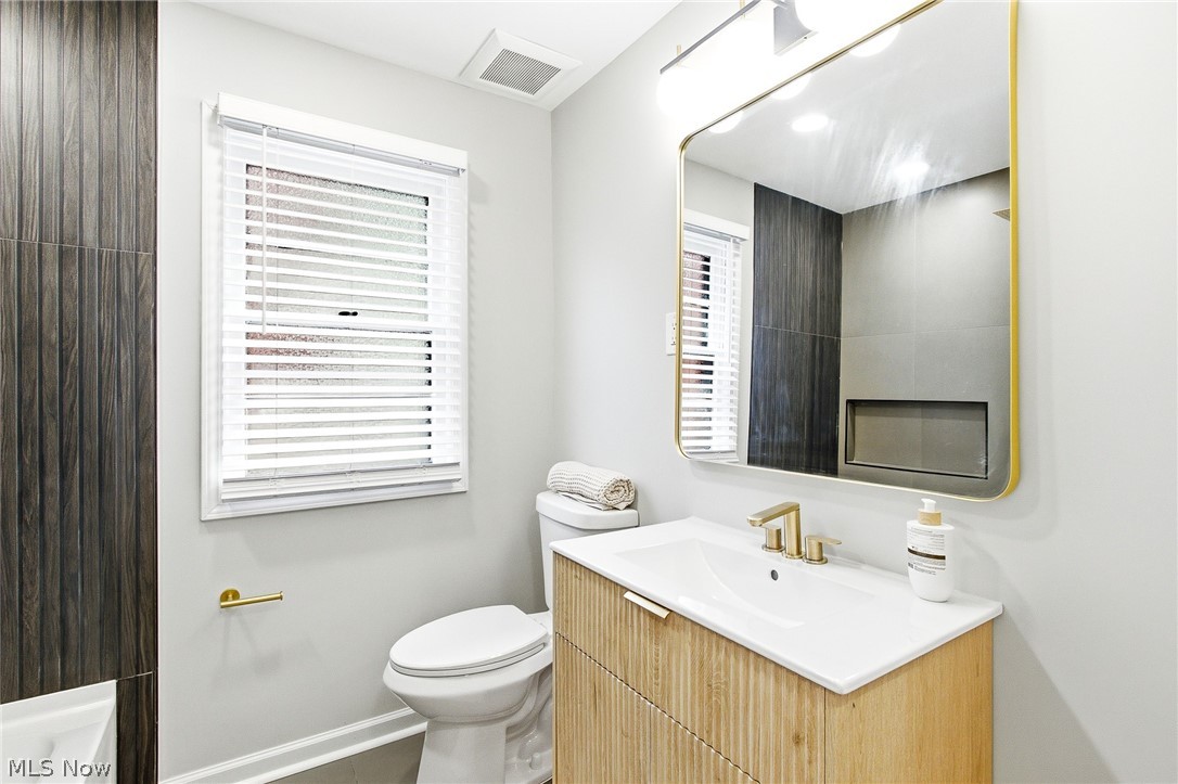 4046 Colony Road South Euclid, OH 44121 - Photo 23 of 41 Gallery Image 23