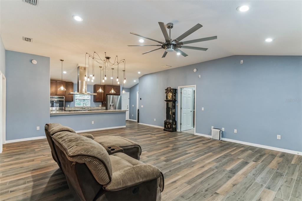 723 River Run Road Osteen, FL 32764 - Photo 21 of 35