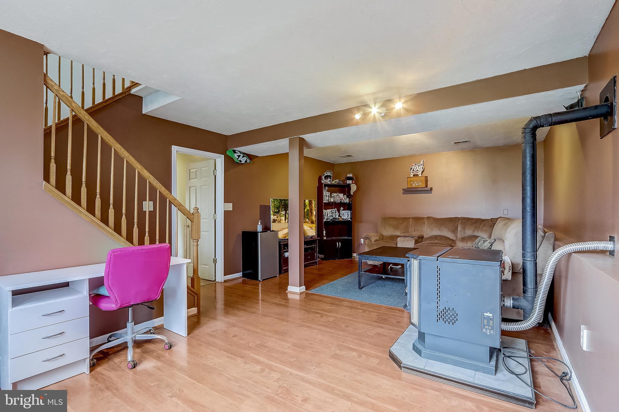 4058 Rinehart Road Westminster, MD 21158 - Photo 15 of 44 Gallery Image 15
