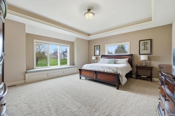 $924,900 | 16005 Raptor Court, Huntertown, IN 46748