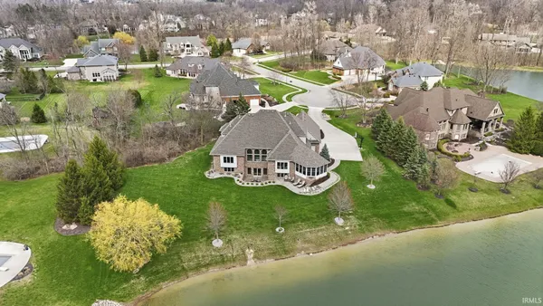 $924,900 | 16005 Raptor Court, Huntertown, IN 46748