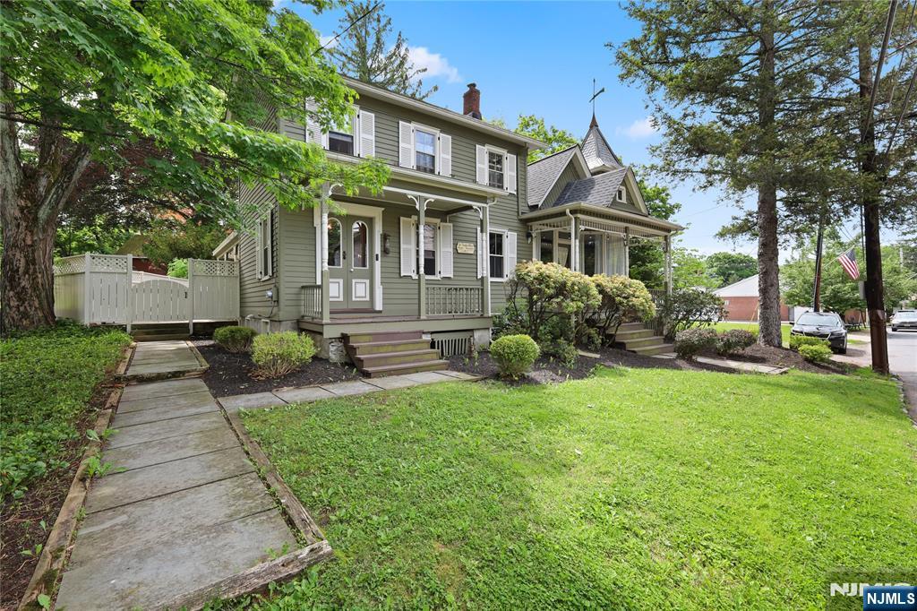 47 Main Street Califon, NJ 07830 - Photo 3 of 39