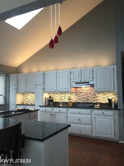 107 Regal Avenue Rochester Hills, MI 48307 - Photo 7 of 34