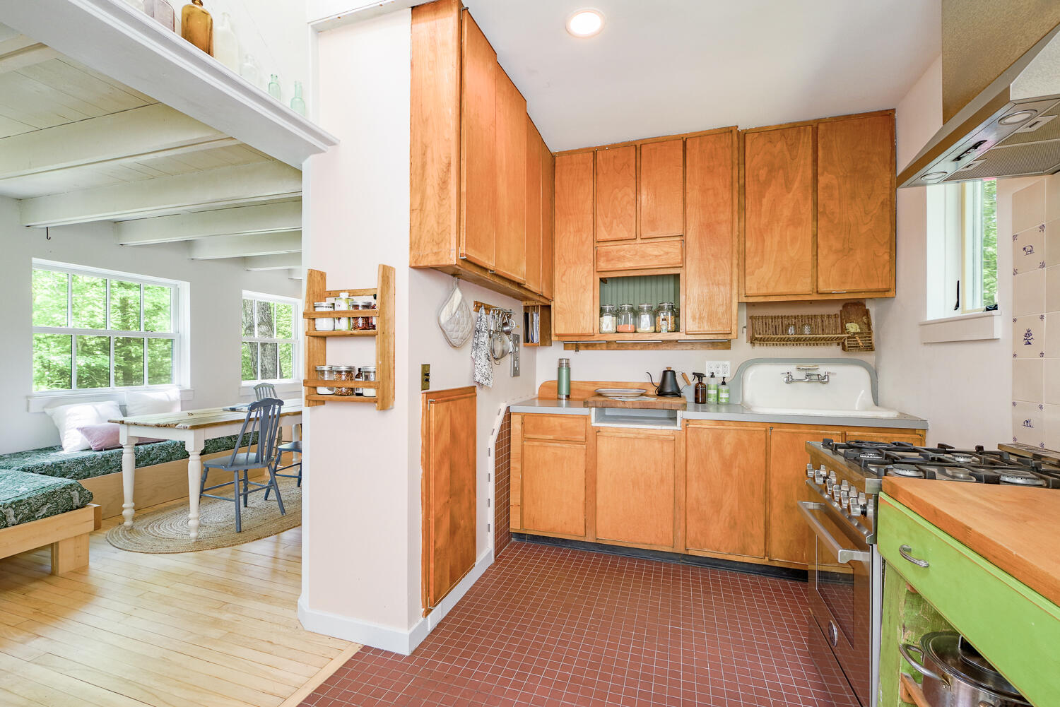 265 Greenacre Road Lincolnville, ME 04849 - Photo 7 of 29 265 Greenacre Rd 06