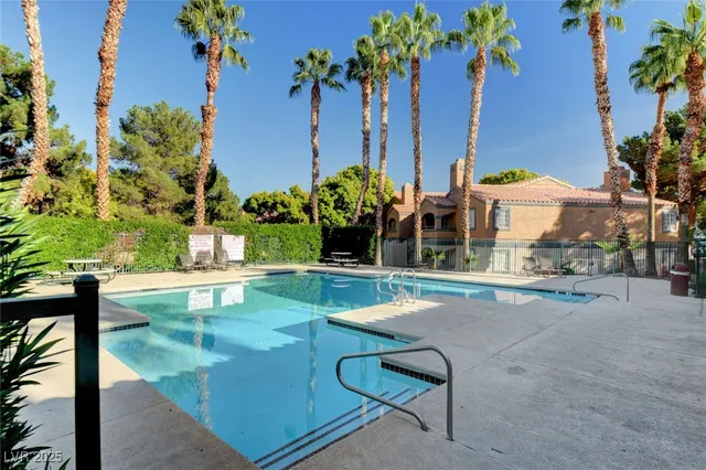 $1,200 | 5260 Mission Monterey Lane, Unit 102, Las Vegas, NV 89107
