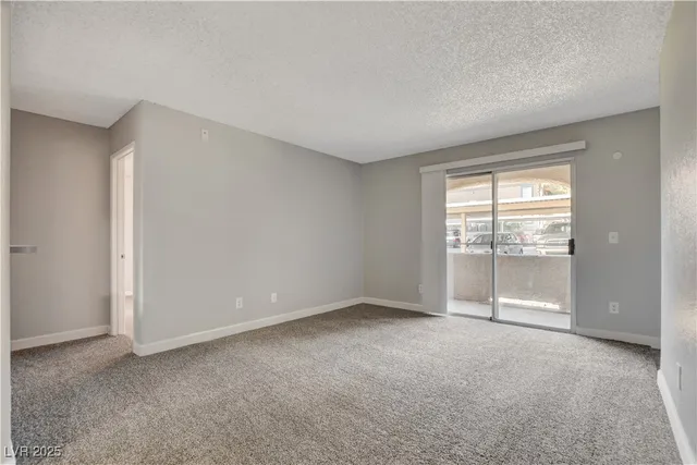 $1,200 | 5260 Mission Monterey Lane, Unit 102, Las Vegas, NV 89107