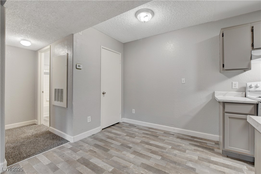 5260 Mission Monterey Lane, Unit 102 Las Vegas, NV 89107 - Photo 13 of 44