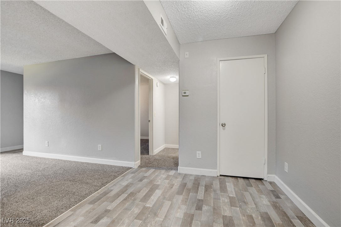 5260 Mission Monterey Lane, Unit 102 Las Vegas, NV 89107 - Photo 14 of 44