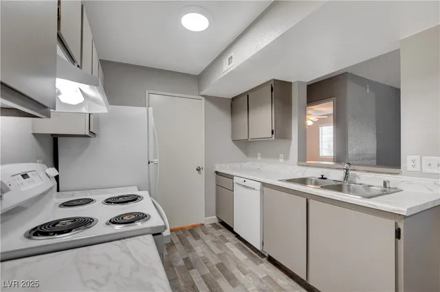 $1,200 | 5260 Mission Monterey Lane, Unit 102, Las Vegas, NV 89107