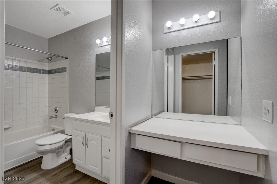 5260 Mission Monterey Lane, Unit 102 Las Vegas, NV 89107 - Photo 29 of 44