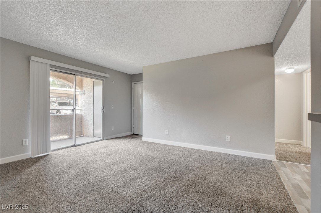 5260 Mission Monterey Lane, Unit 102 Las Vegas, NV 89107 - Photo 10 of 44