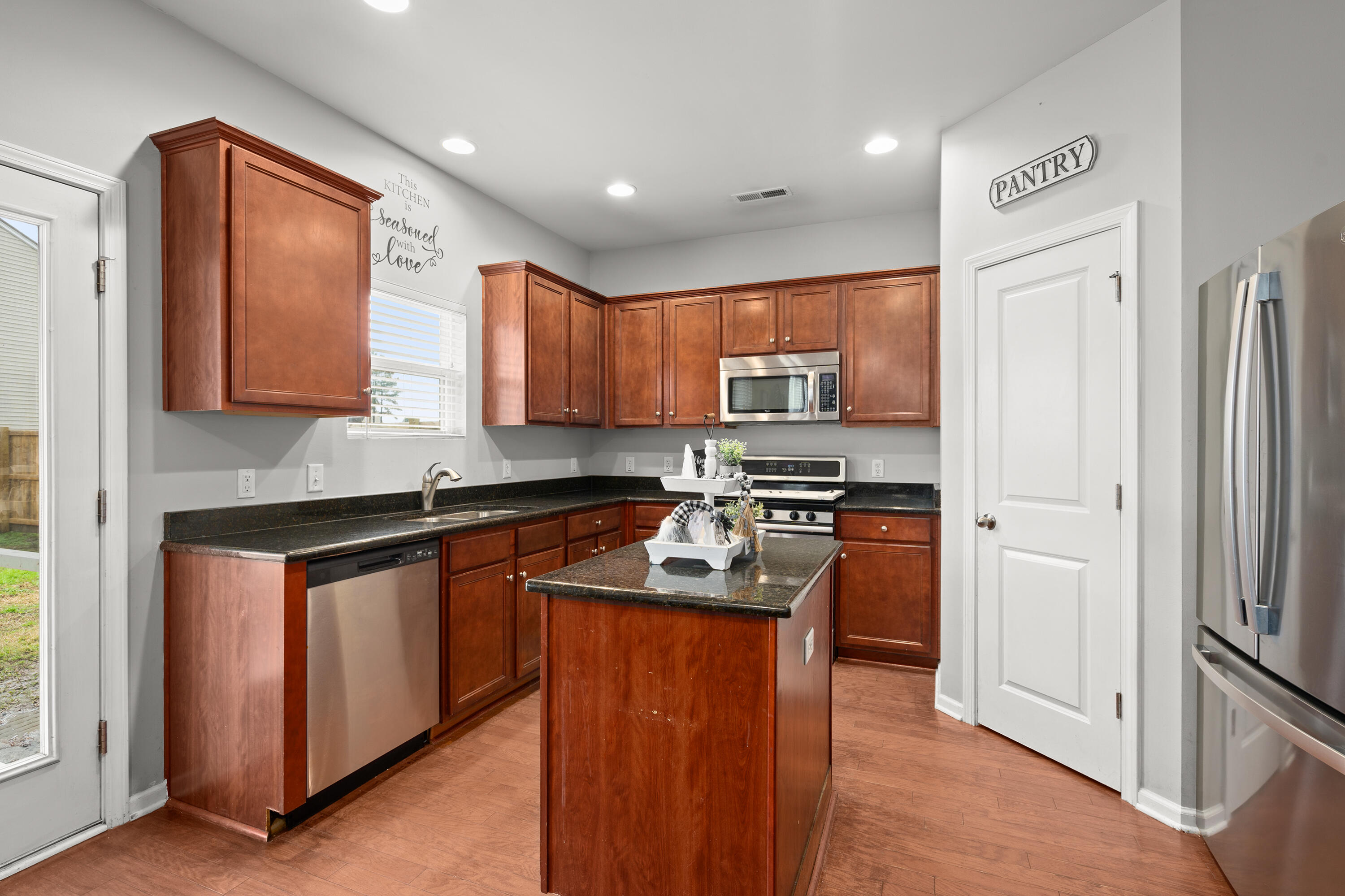 202 Decatur Drive Summerville, SC 29486 - Photo 25 of 78 Kitchen island