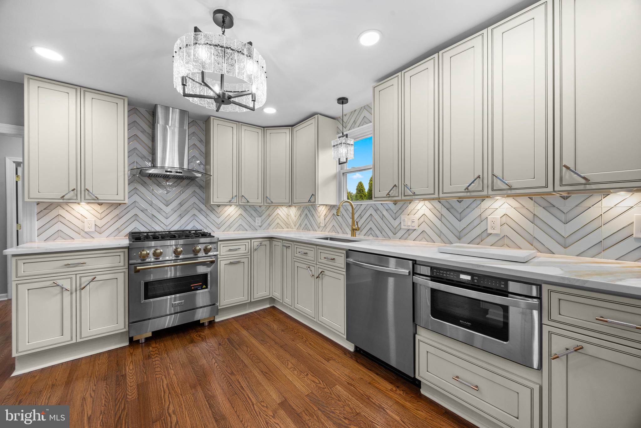 102 Nelson Road Pikesville, MD 21208 - Photo 9 of 57