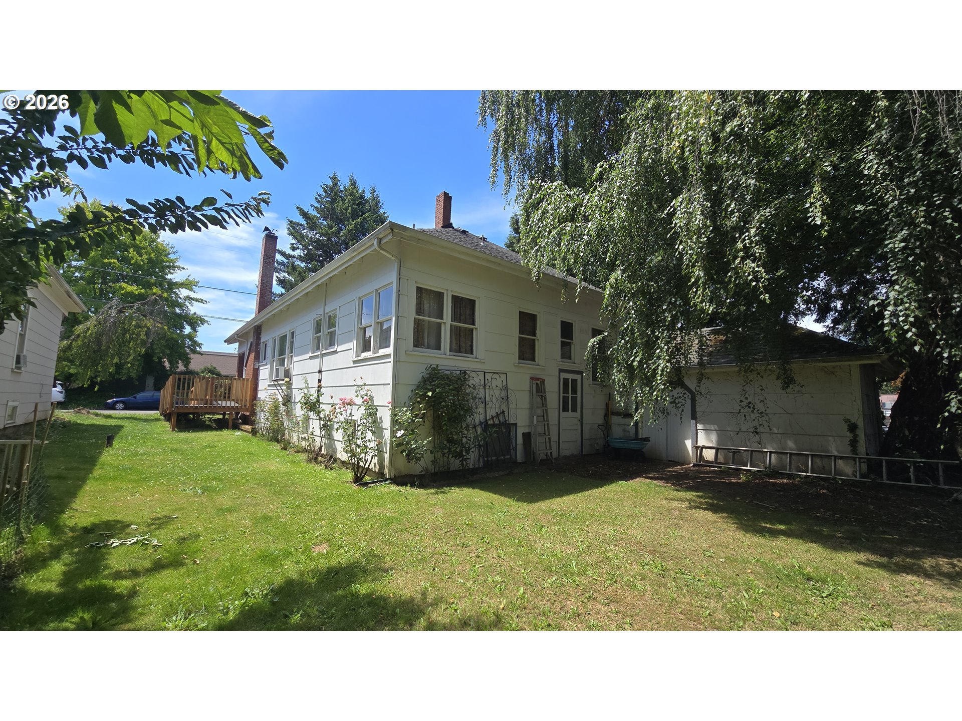 885 Northeast 3rd Street Gresham, OR 97030 - Photo 5 of 29