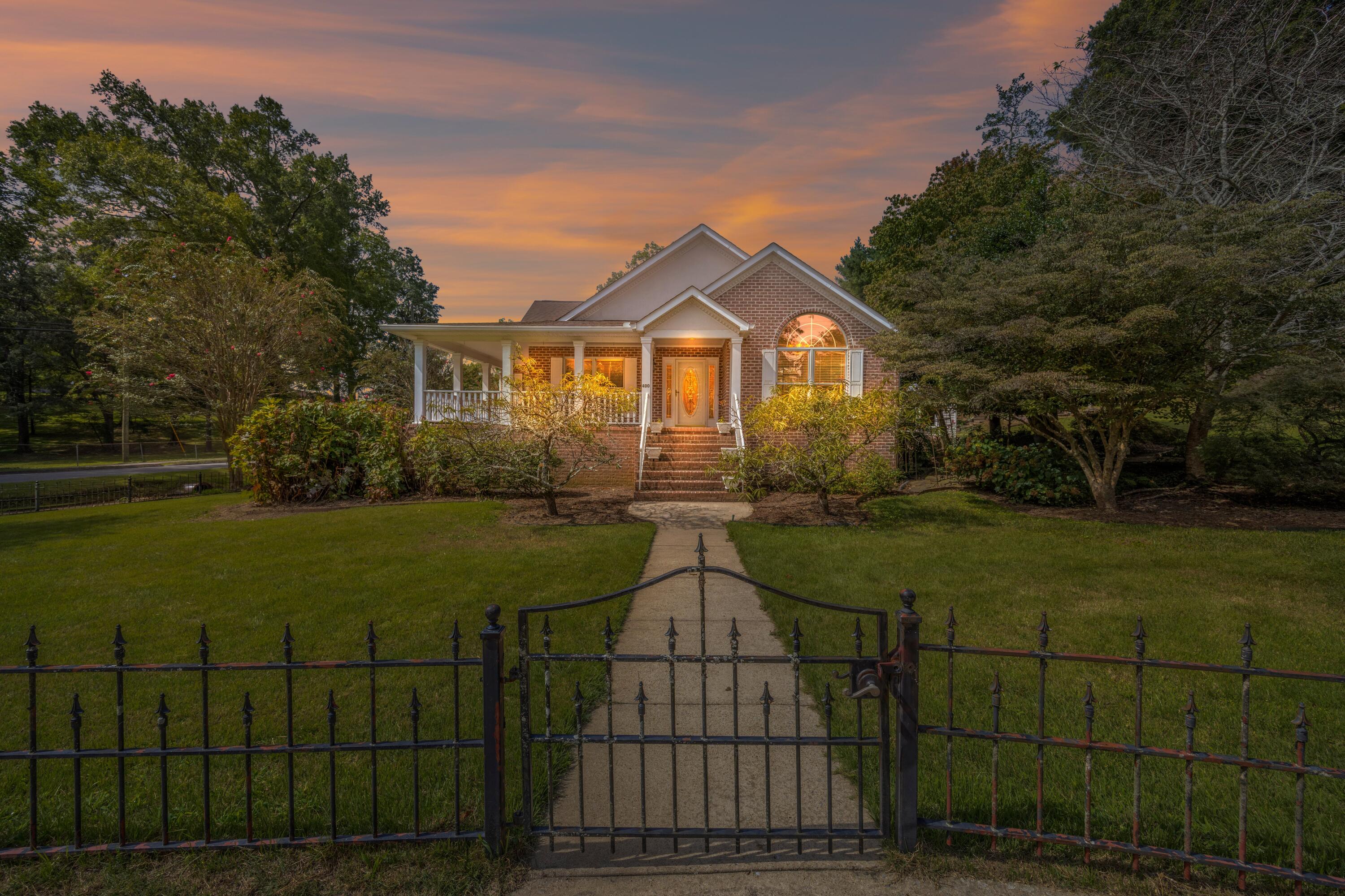 400 Gordon Street Chickamauga, GA 30707 - Photo 2 of 59 090A1719-2