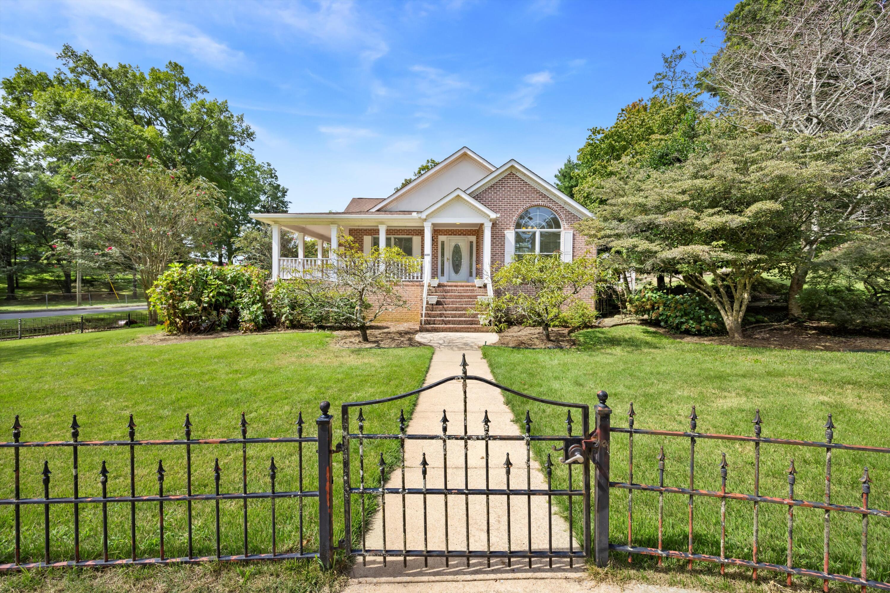 400 Gordon Street Chickamauga, GA 30707 - Photo 3 of 59 02-090A1720