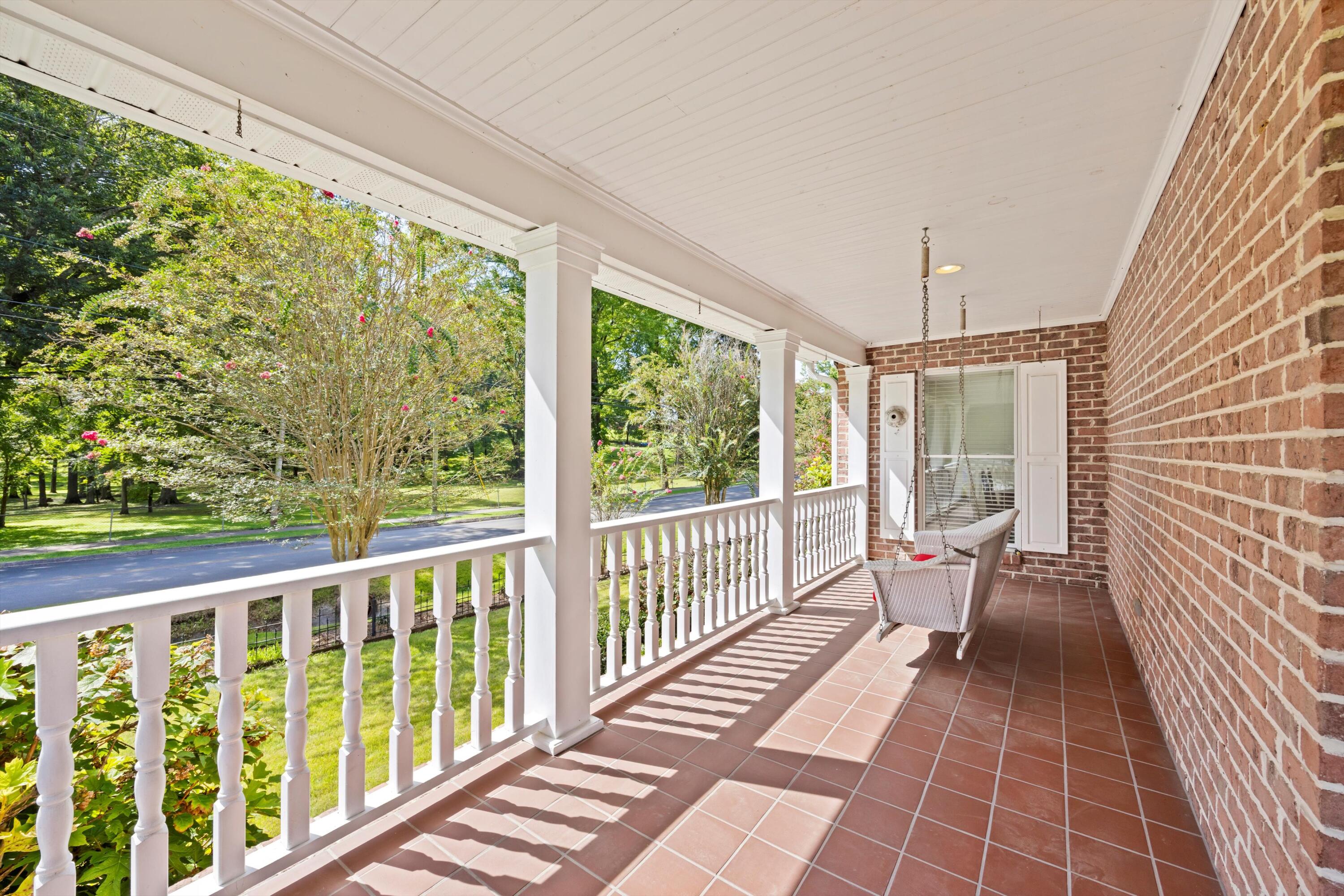 400 Gordon Street Chickamauga, GA 30707 - Photo 7 of 59 06-090A1674