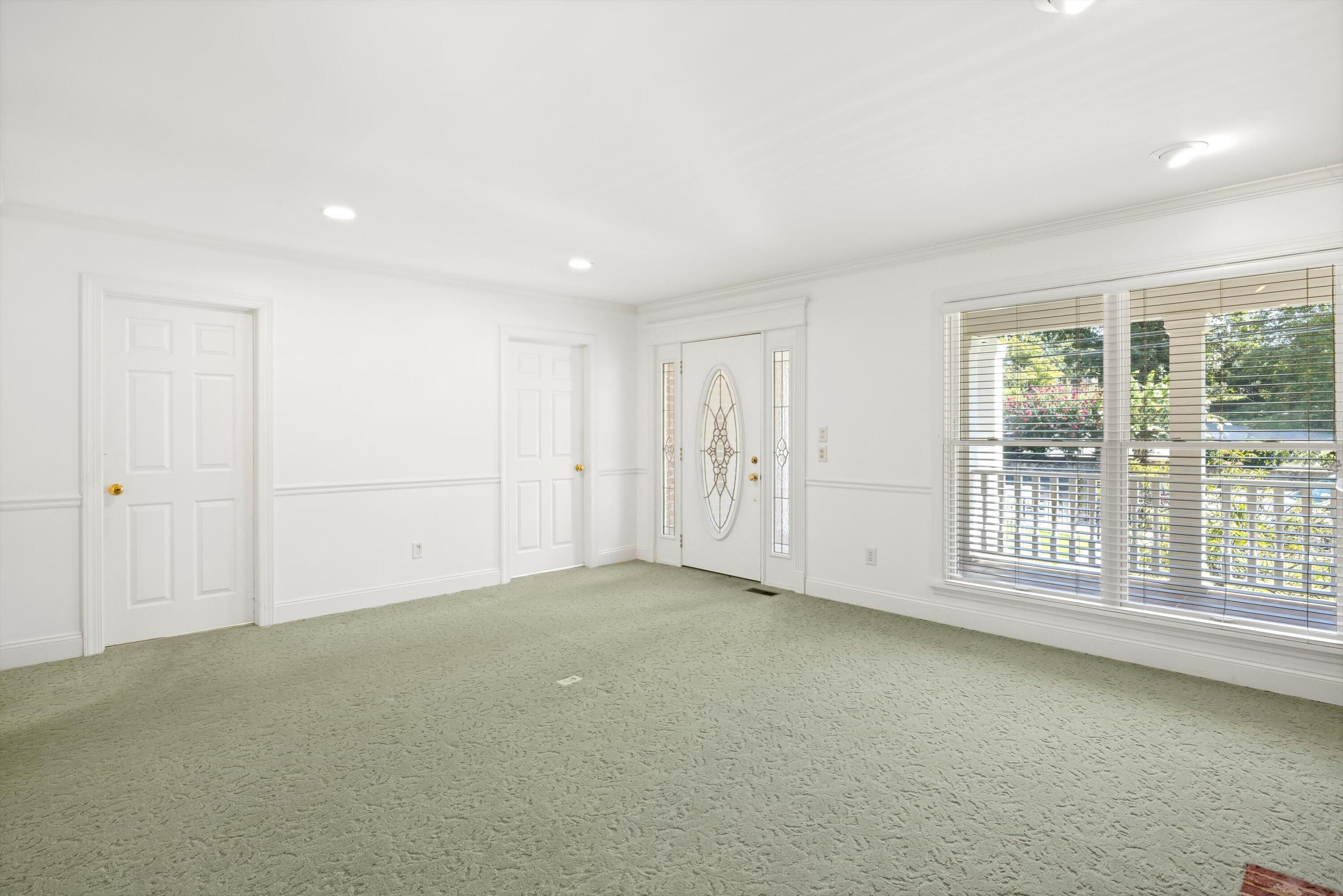 400 Gordon Street Chickamauga, GA 30707 - Photo 9 of 59 08-090A1539