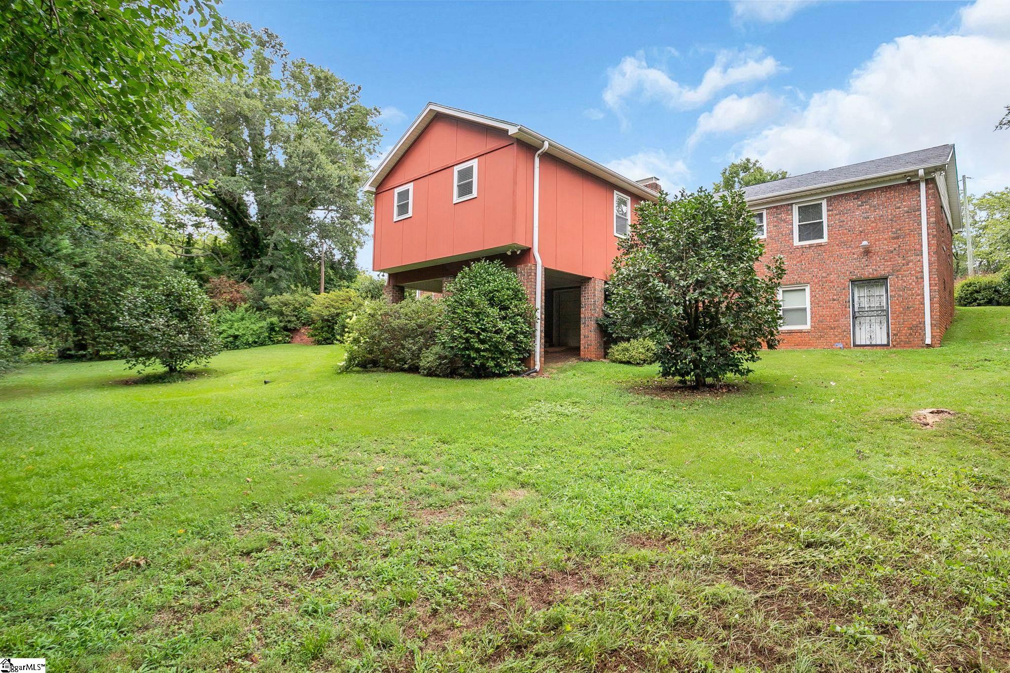 204 Montclair Road Greer, SC 29651 - Photo 41 of 43