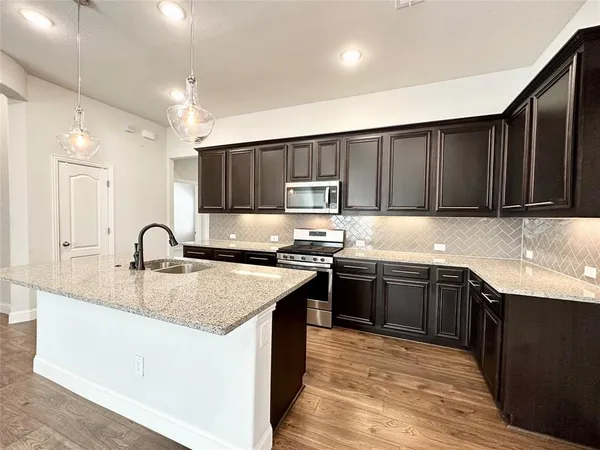 $2,600 | 1556 Kessler Drive, Forney, TX 75126