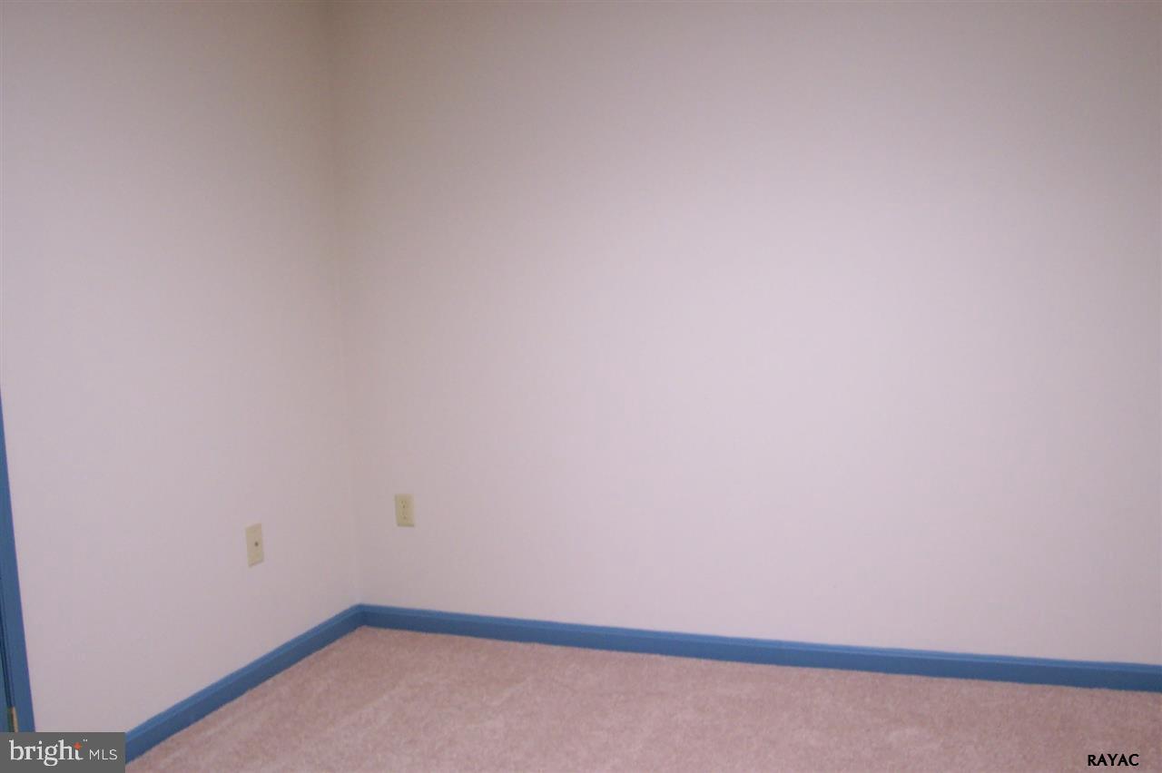 2240 Garrett Road Hanover, PA 17331 - Photo 18 of 25