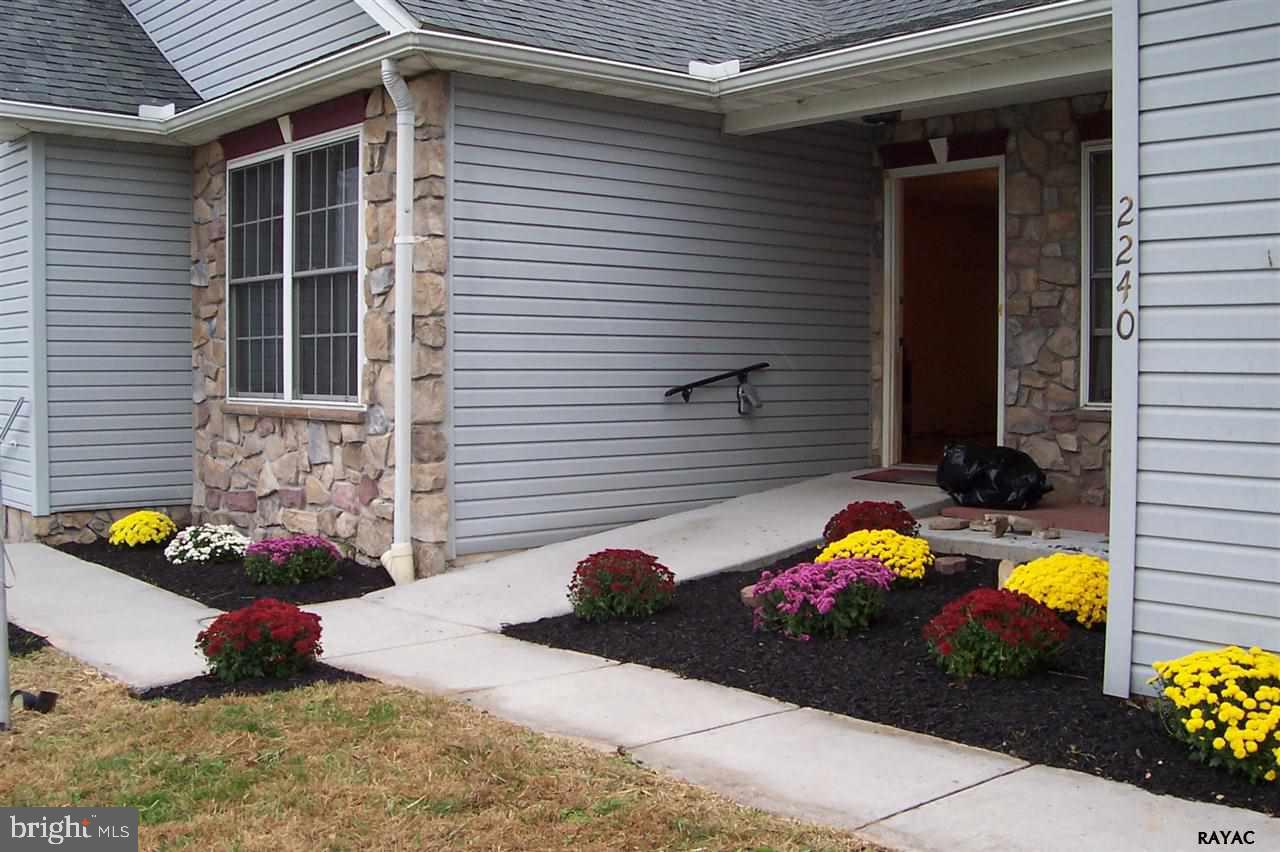 2240 Garrett Road Hanover, PA 17331 - Photo 3 of 25
