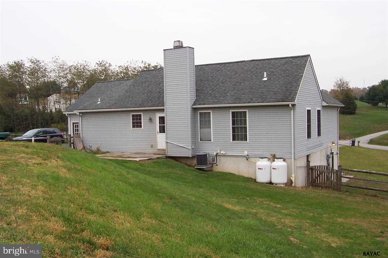 2240 Garrett Road Hanover, PA 17331 - Photo 21 of 25