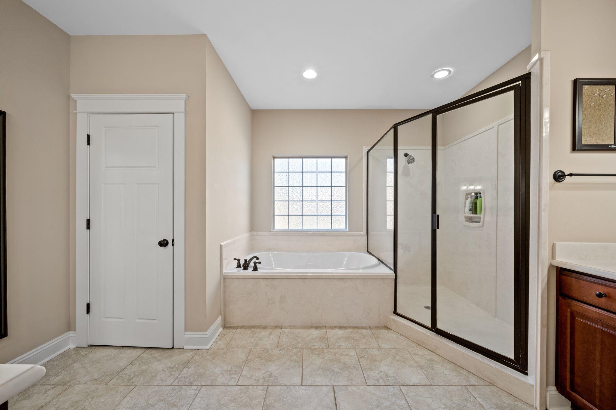 31939 Wildflower Trail Daphne, AL 36527 - Photo 29 of 43 Bathroom