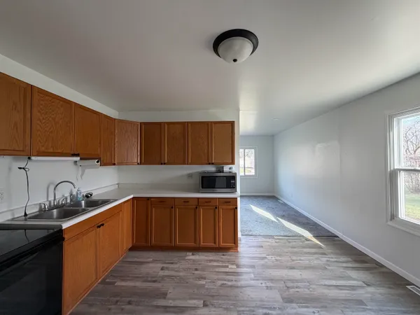 $199,900 | 1860 Sun Valley Drive, Beloit, WI 53511