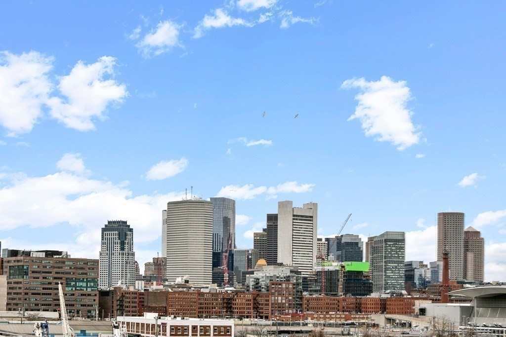 350 West 2nd Street, Unit 9 Boston, MA 02127 - Photo 35 of 42 a city view with lot of high rise