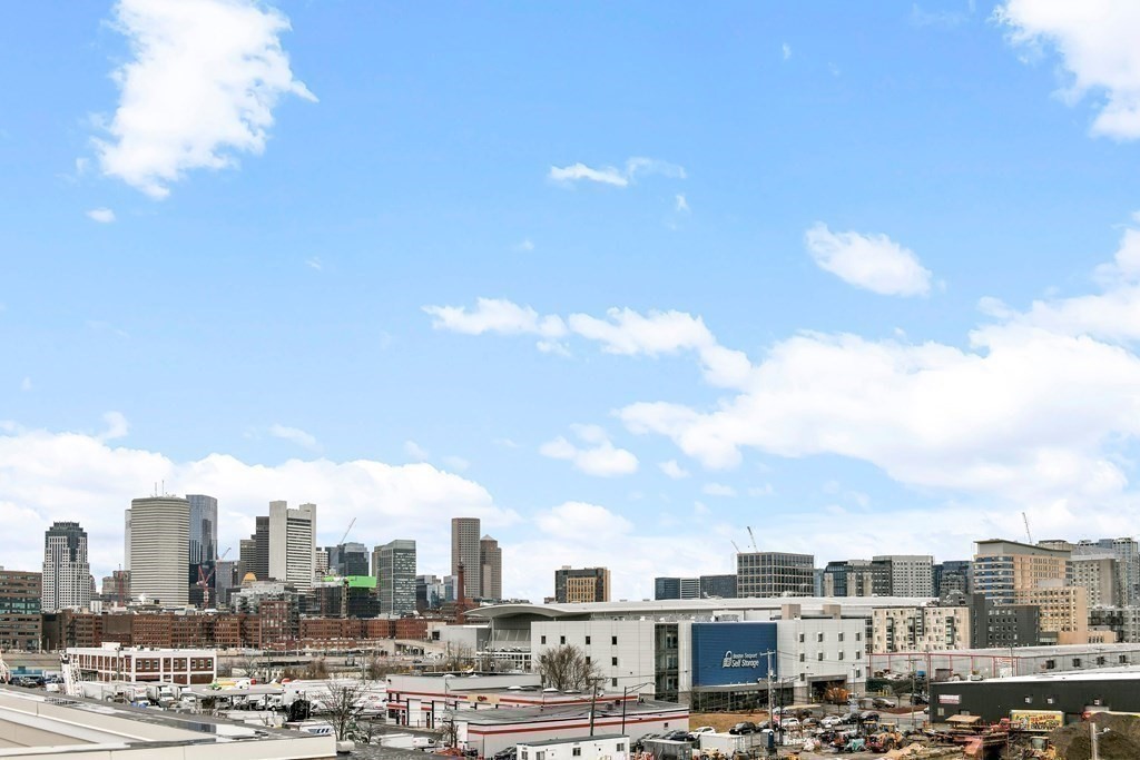 350 West 2nd Street, Unit 9 Boston, MA 02127 - Photo 36 of 42 a view of a city with lot of high rise buildings