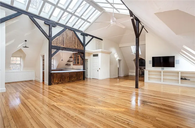 $4,750,000 | 63 Coggeshall Avenue, Newport, RI 02840