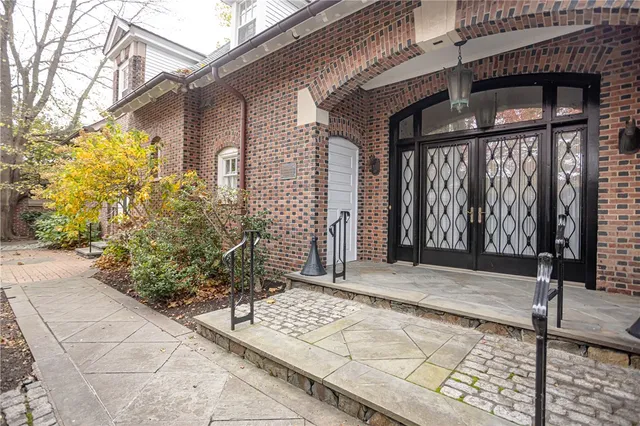 $4,750,000 | 63 Coggeshall Avenue, Newport, RI 02840