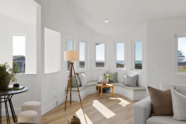 $3,499,999 | 211 Washington Boulevard, Half Moon Bay, CA 94019
