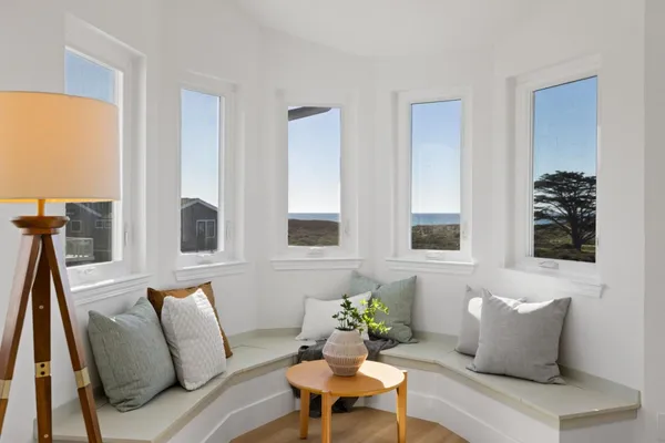 $3,499,999 | 211 Washington Boulevard, Half Moon Bay, CA 94019