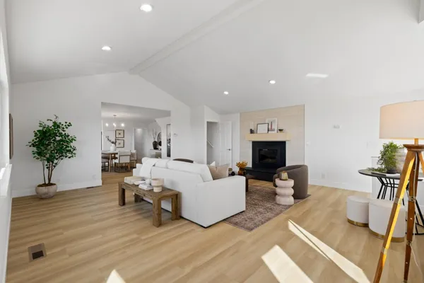 $3,499,999 | 211 Washington Boulevard, Half Moon Bay, CA 94019